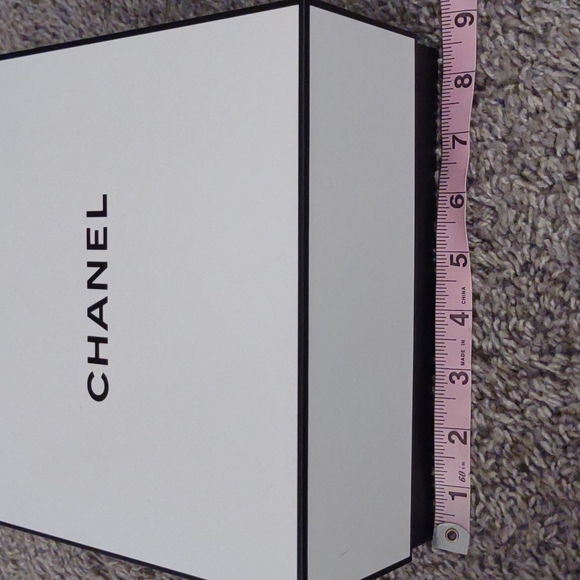 Authentic Chanel Gift Box - Picture 10 of 12